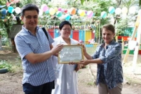 15-08-2013 &quot;Air Astana&quot; airline have established a playground in the orphanage #2 in Almaty